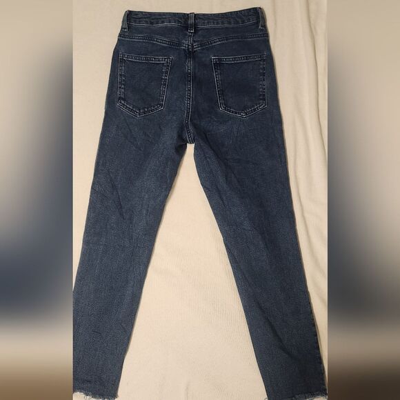 ASOS Distressed jeans - Picture 2 of 4